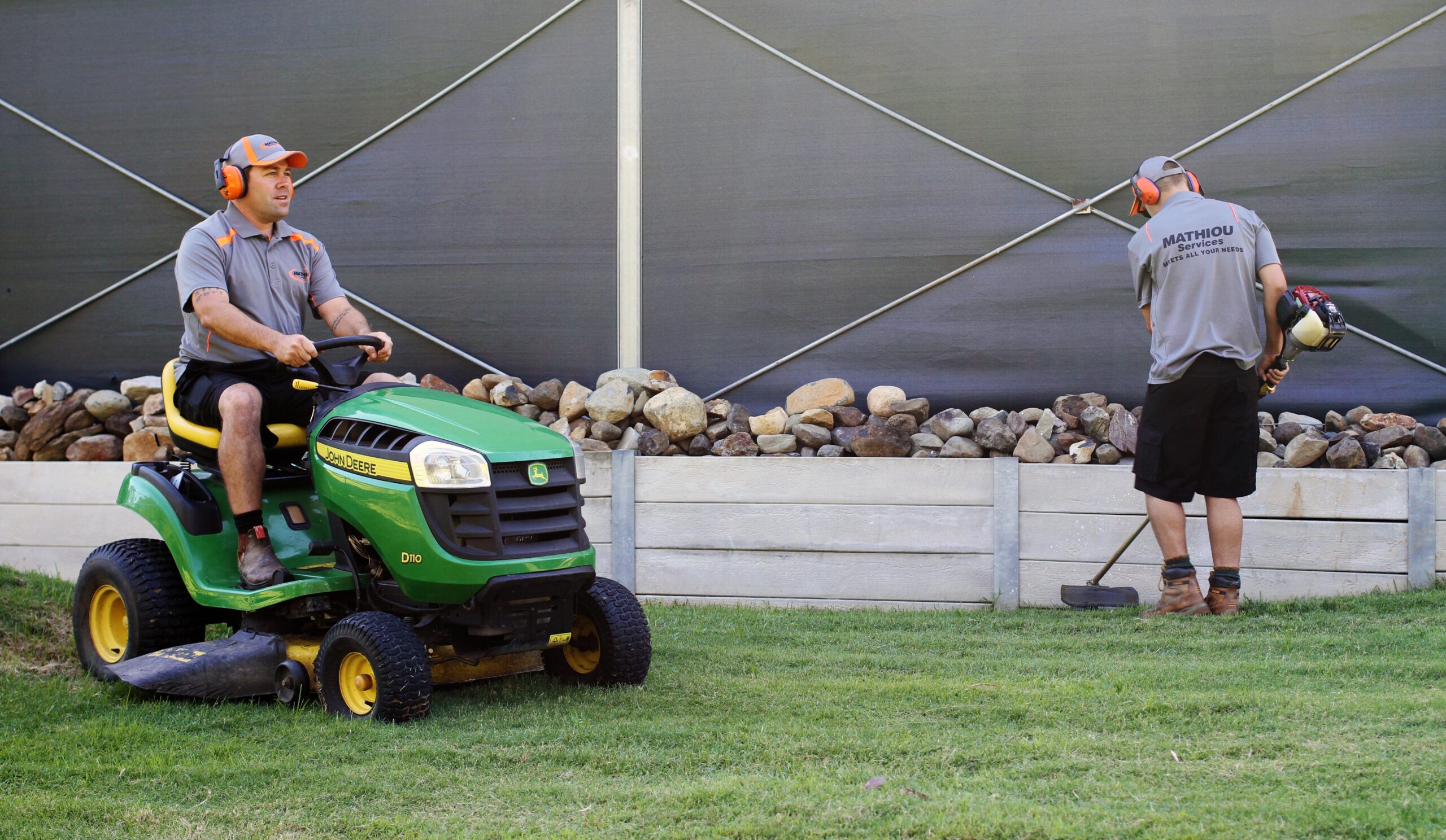 Mathiou Services Gardening